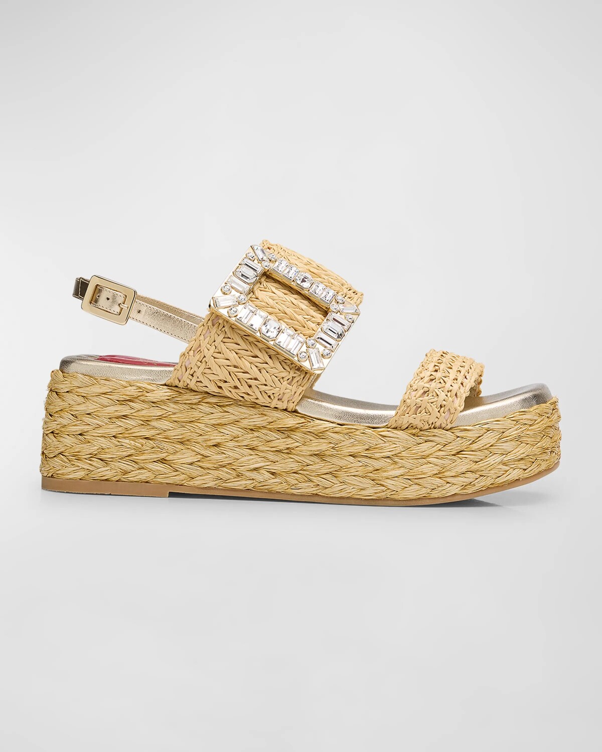 

Сандалии на платформе с пряжкой из рафии и кристаллами Roger Vivier, цвет Crema Chiaro/Oro
