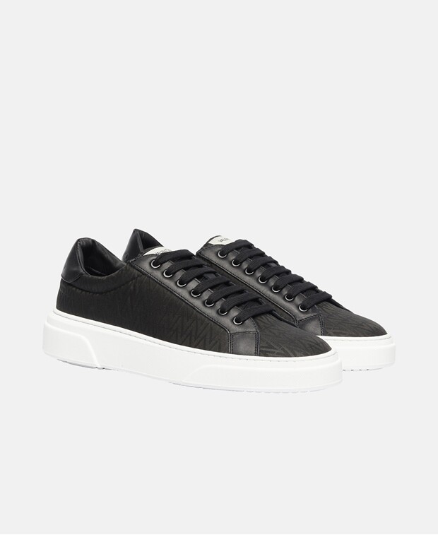 

Кроссовки VALENTINO, черный
