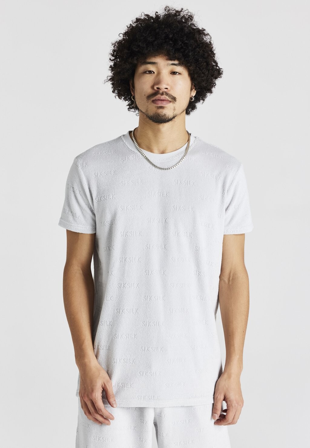 

Футболка с принтом SIKSILK, серый