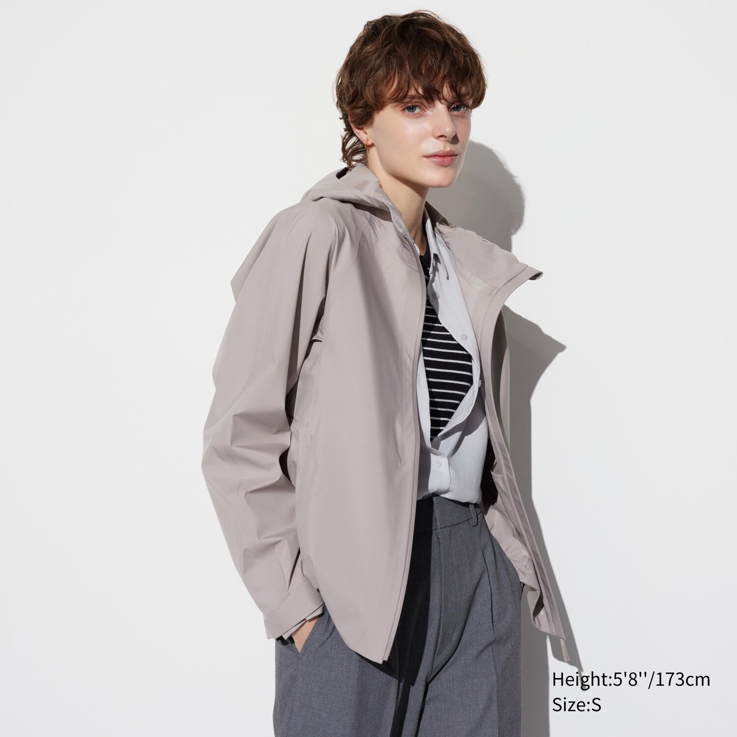 

Парка UNIQLO водооталкивающая, серый