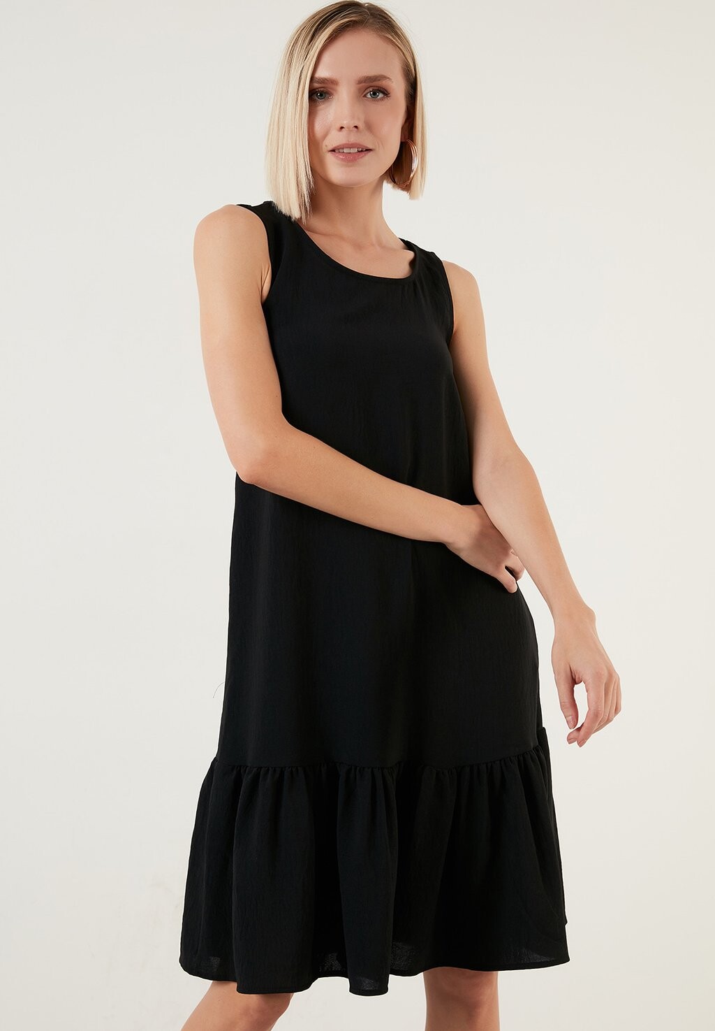 

Летнее платье LELA, черный
