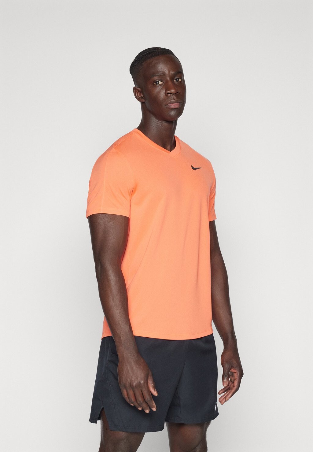 

Спортивная футболка Nike, оранжевый