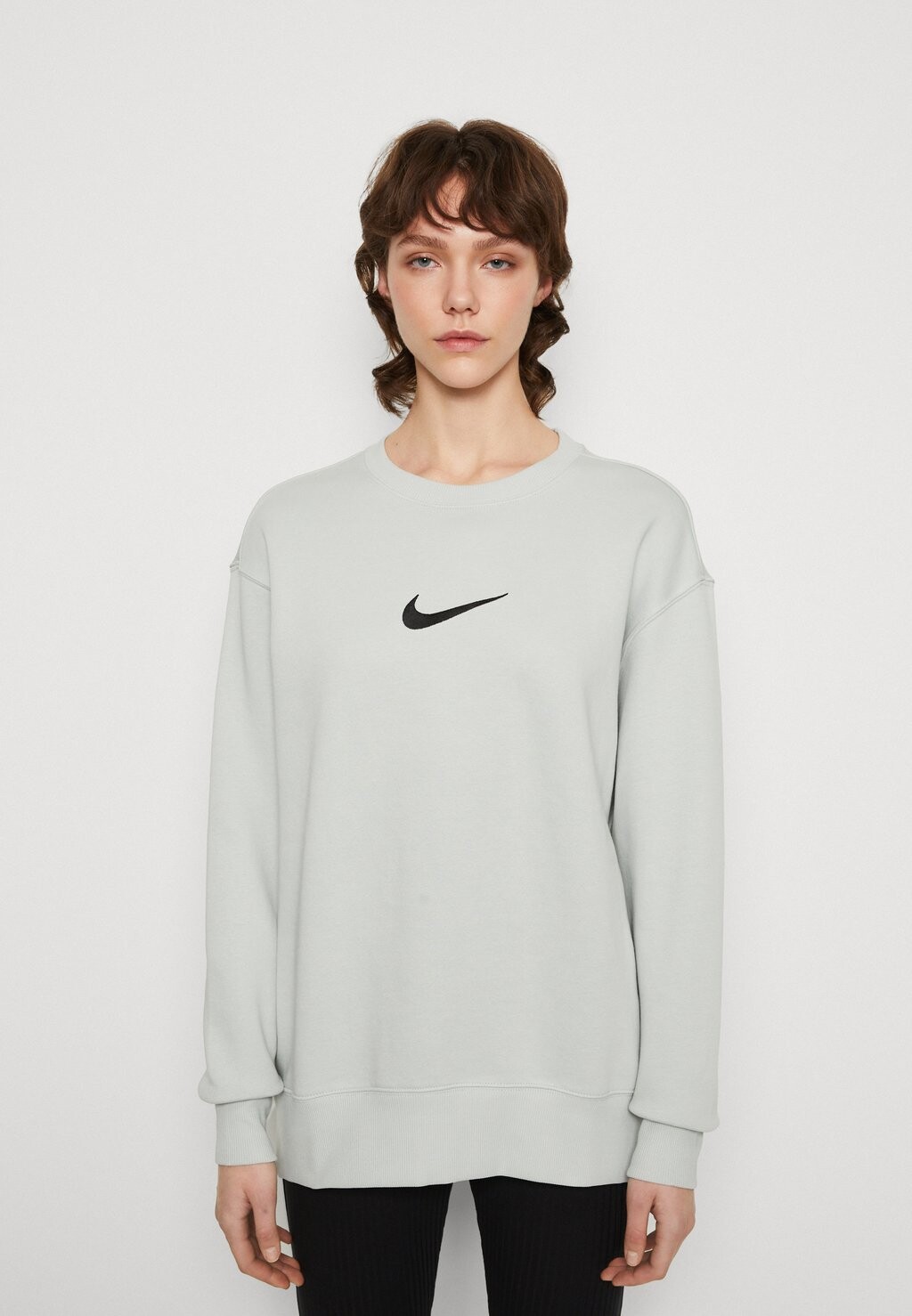 

Толстовка Nike Crew, светло-серебристый / черный, Черный;серый
