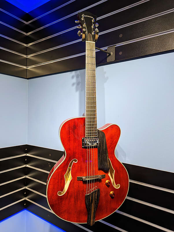

Электрогитара Eastman AR503CE Single Cutaway Archtop Classic Finish Guitar w/ Hardshell Case
