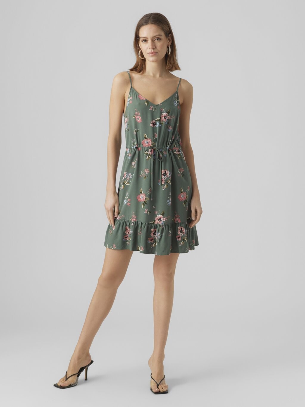 

Летнее платье Vero Moda