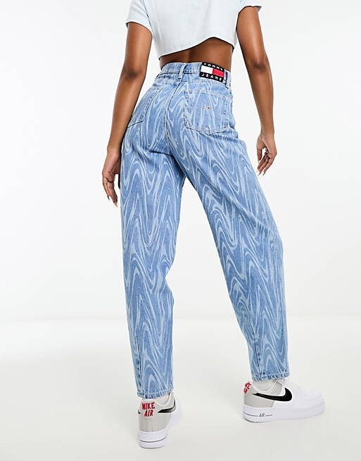

Джинсовые брюки с объемным принтом Tommy Jeans