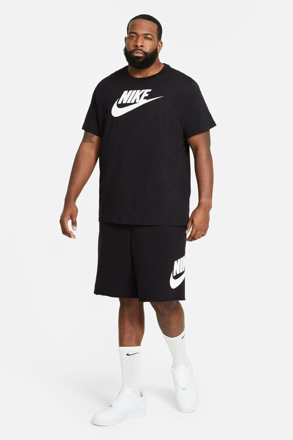 

Мужская черная футболка Nike, черный