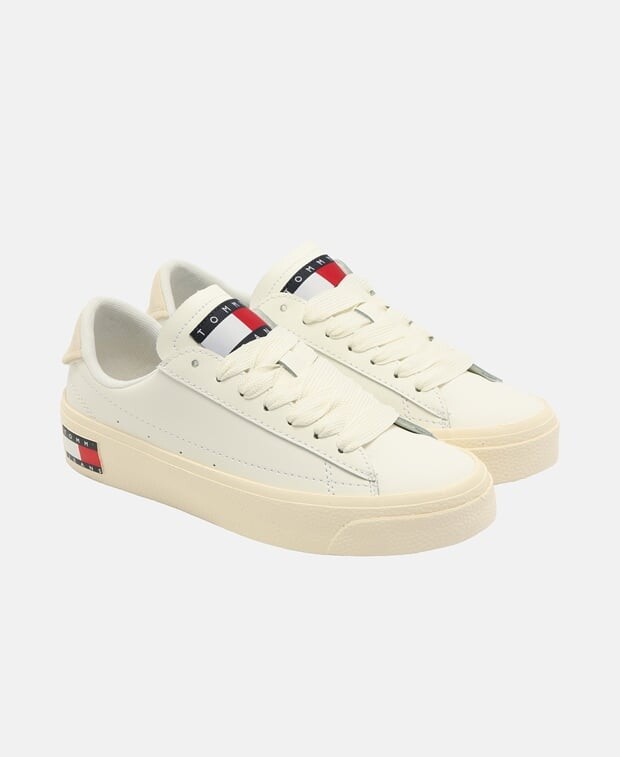 

Кроссовки на платформе Tommy Hilfiger, экрю