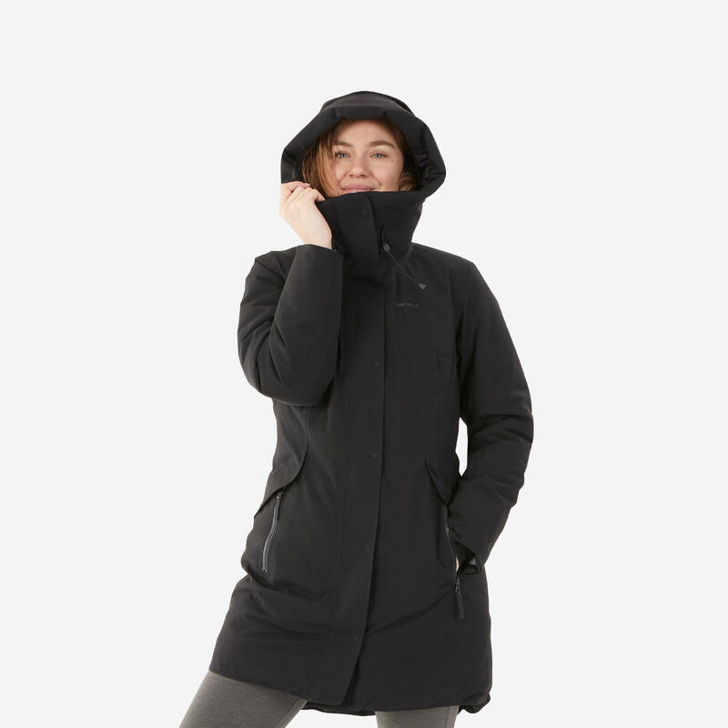 цена Женская зимняя куртка-парка водонепроницаемая до -10 °C для зимних походов - SH500 черная QUECHUA, цвет schwarz