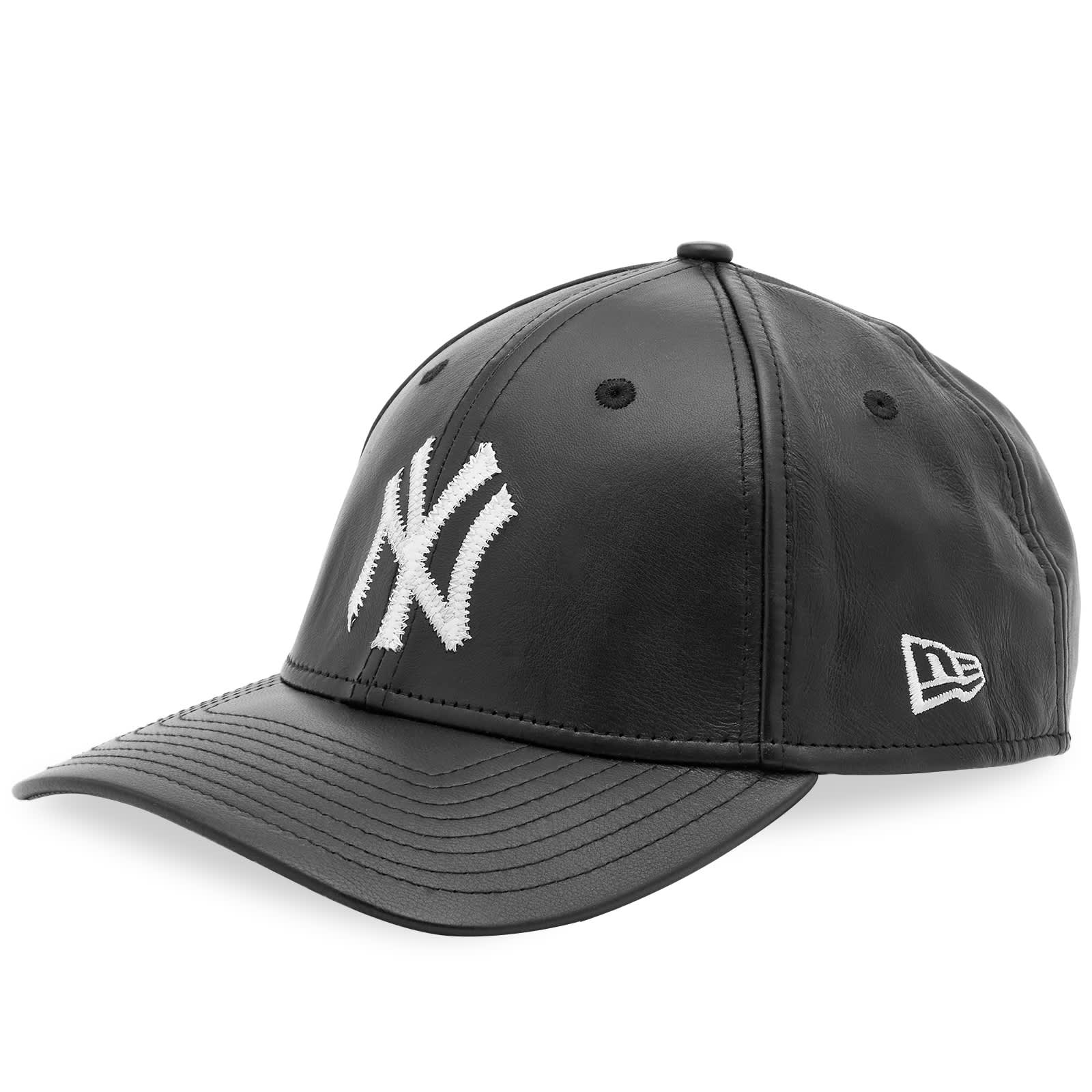 Бейсболка New Era New York Yankees Leather 9Forty Adjustable, черный фотографии
