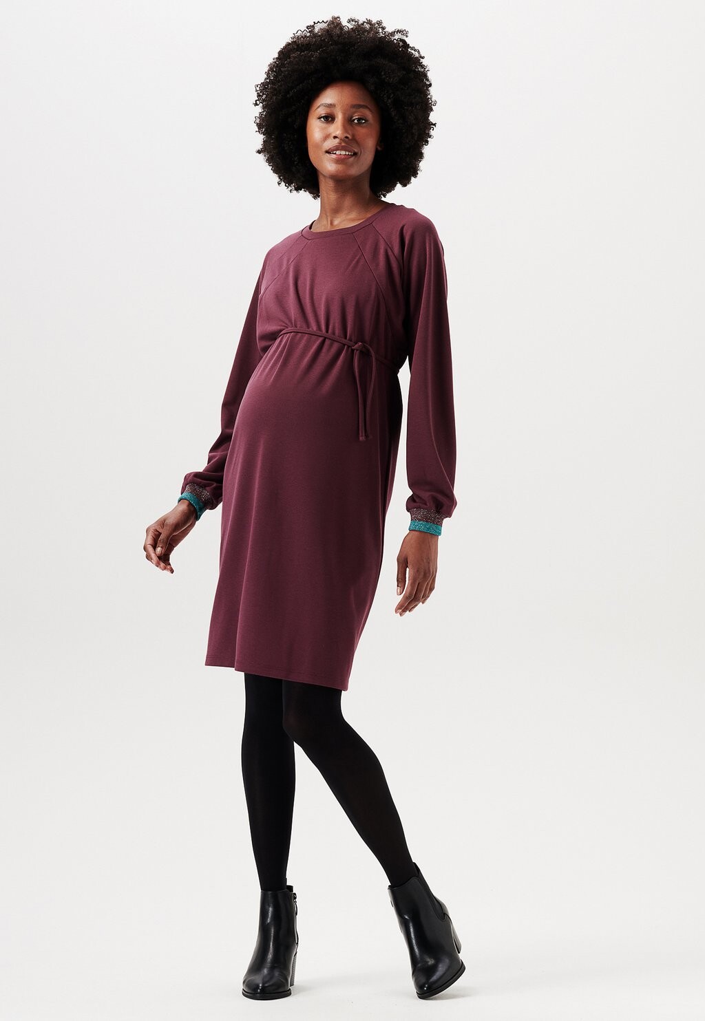 

Трикотажное платье Esprit
