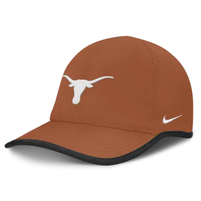 

Бейсболка Nike Texas Longhorns On-Field Featherlight, цвет Desert Orange