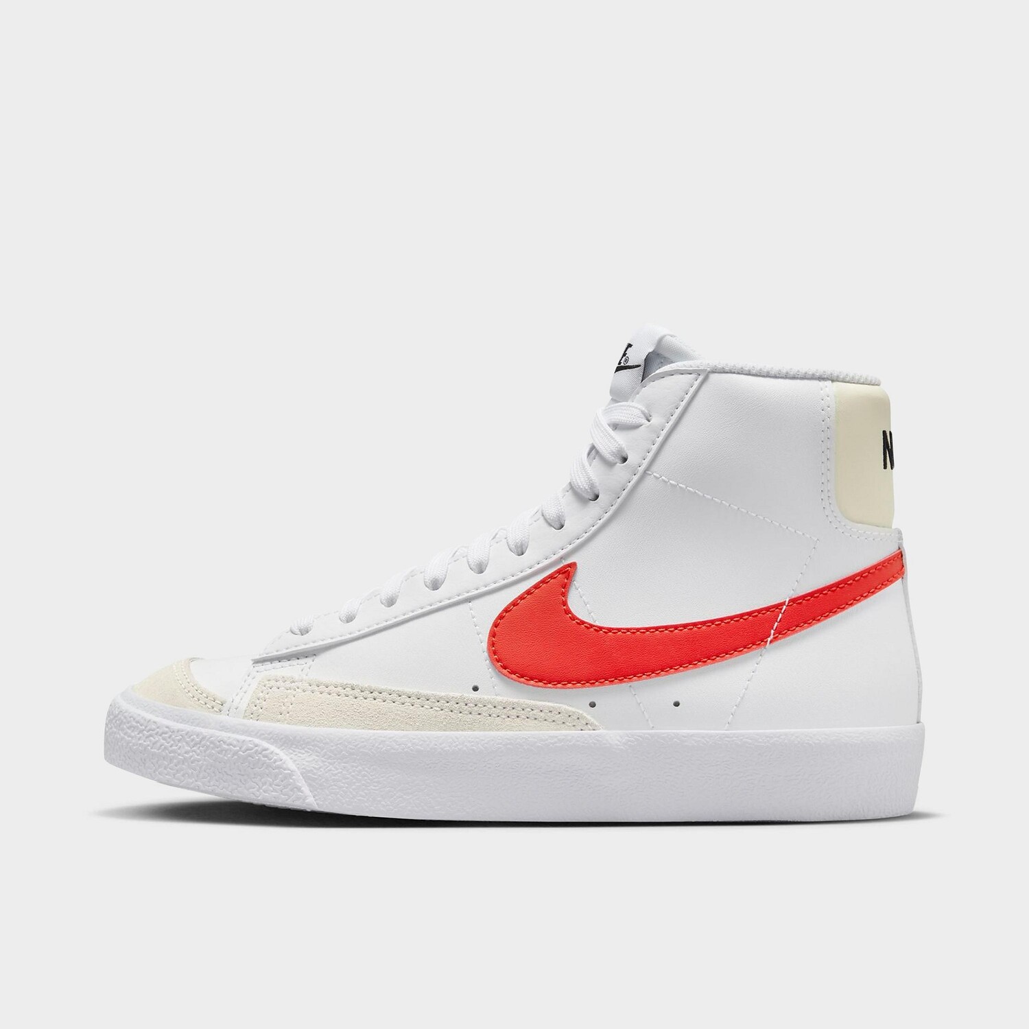 

Повседневная обувь Nike Blazer Mid '77 для больших детей, белый
