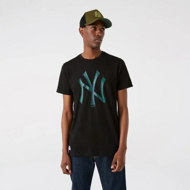 

Футболка New Era T-Shirt New York Yankees 2021/22, черный