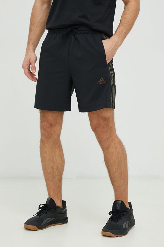 Тренировочные шорты Essentials Chelsea adidas, черный