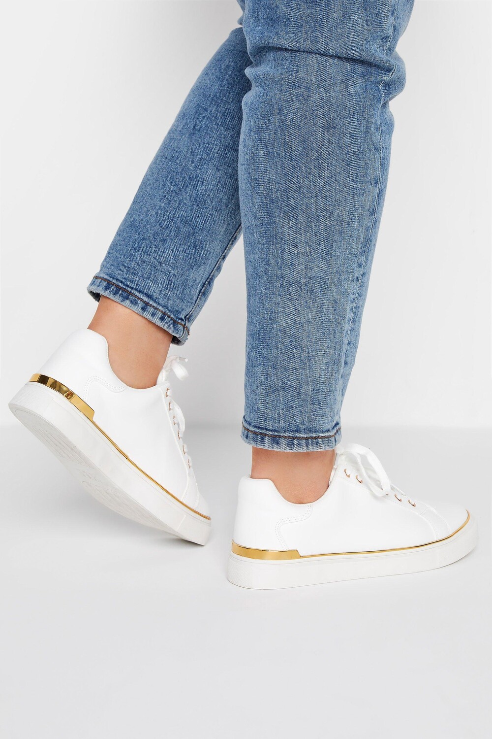 

Кроссовки Extra Wide Fit Trainers Yours, белый