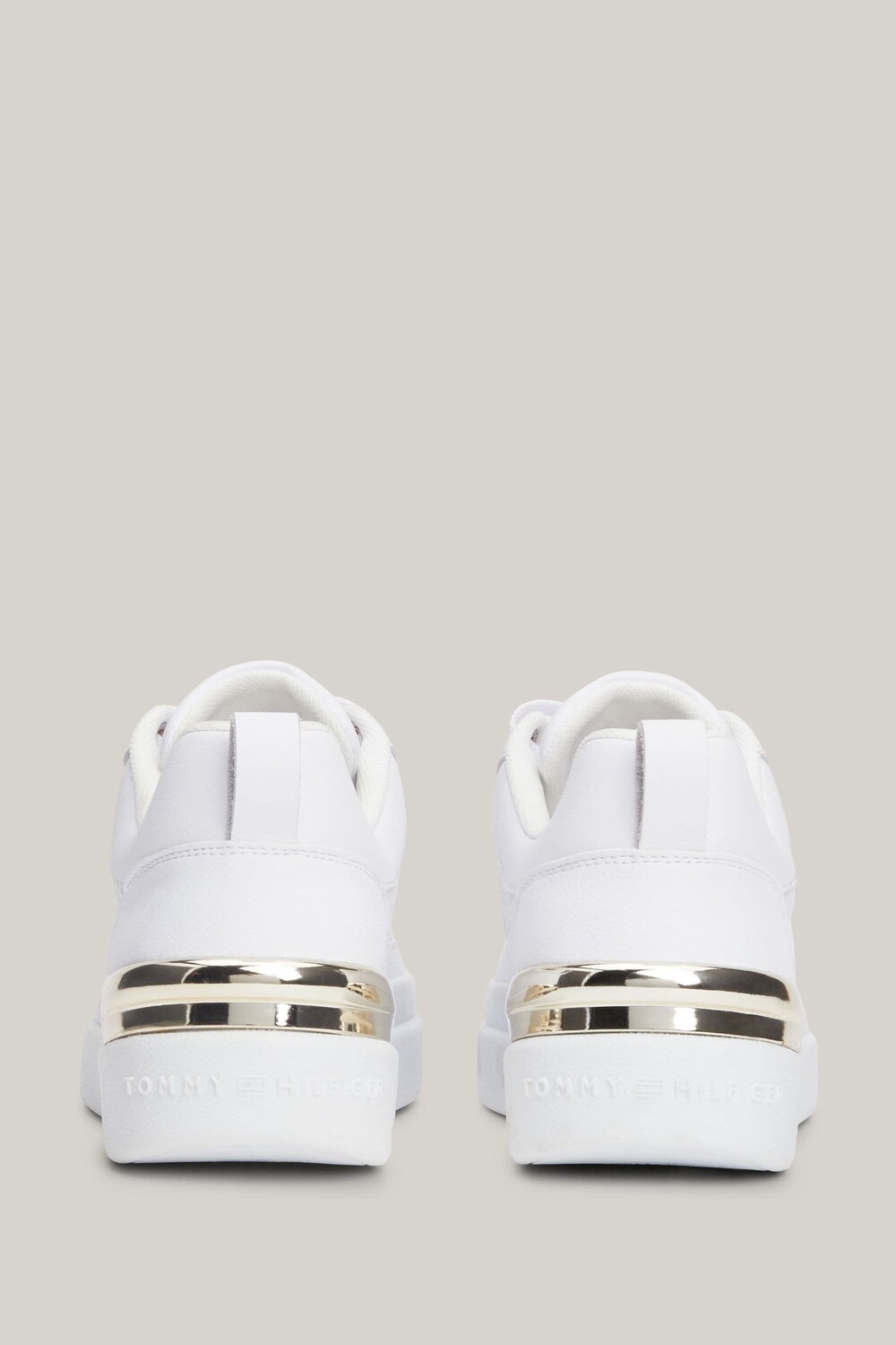 

Белые кроссовки Court Lux Tommy Hilfiger, белый