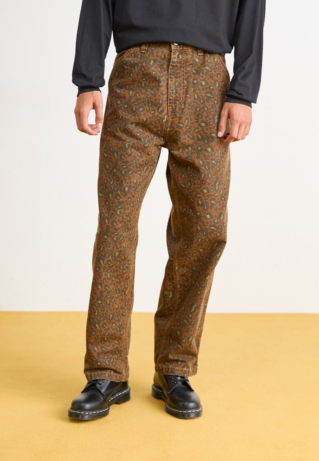 

Брюки SINGLE KNEE PANT Carhartt WIP, коричневый