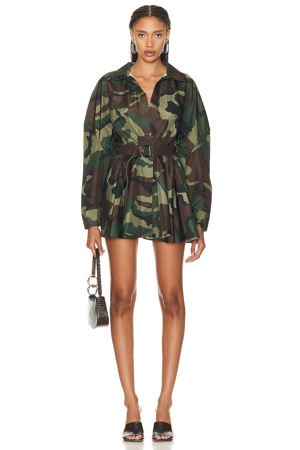 

Платье мини Norma Kamali Super Oversized Shirt Flared, цвет Camo