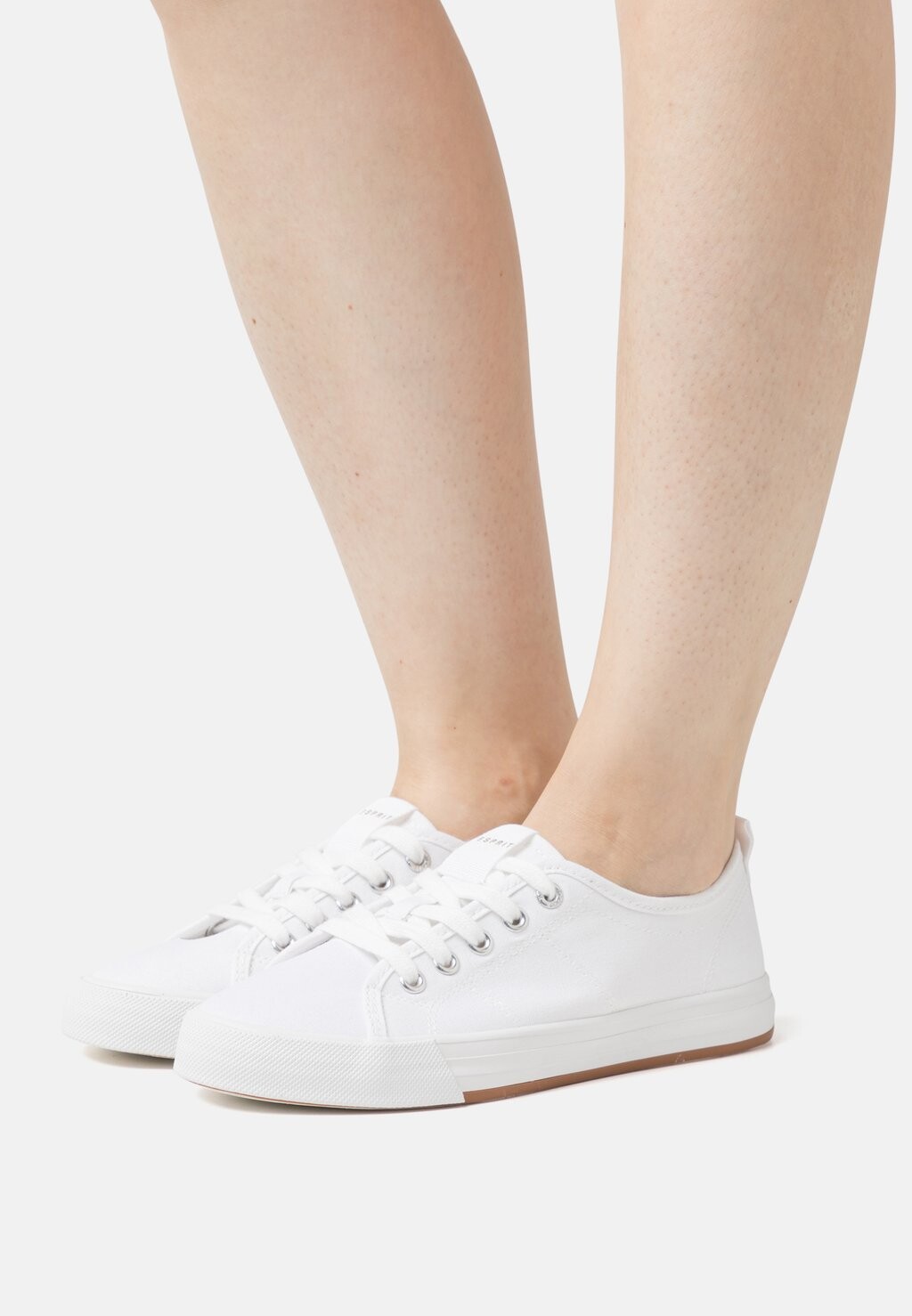 

Кроссовки Esprit