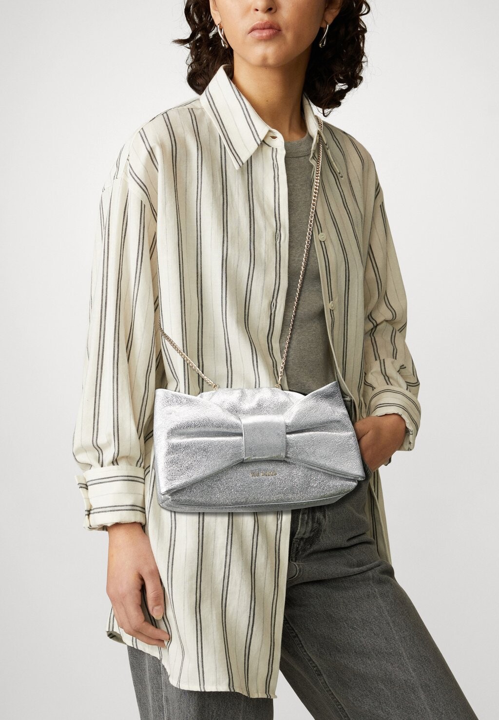 

Сумка через плечо Ted Baker