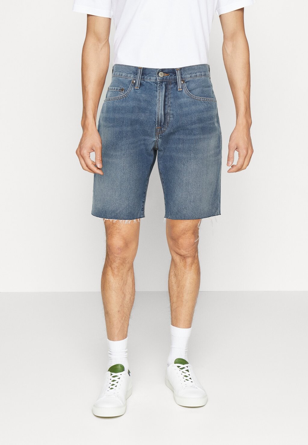 

Джинсовые шорты GAP
