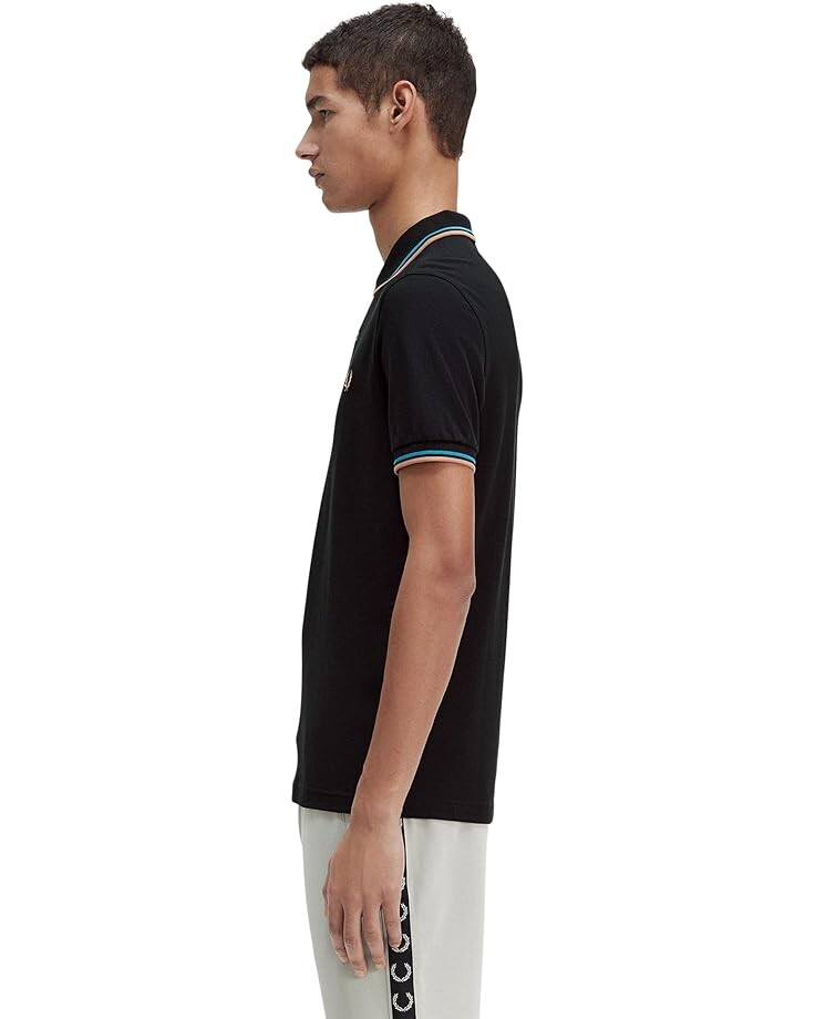 

Рубашка Fred Perry Twin Tipped Shirt, цвет Black/Cyber Blue/Light Rust
