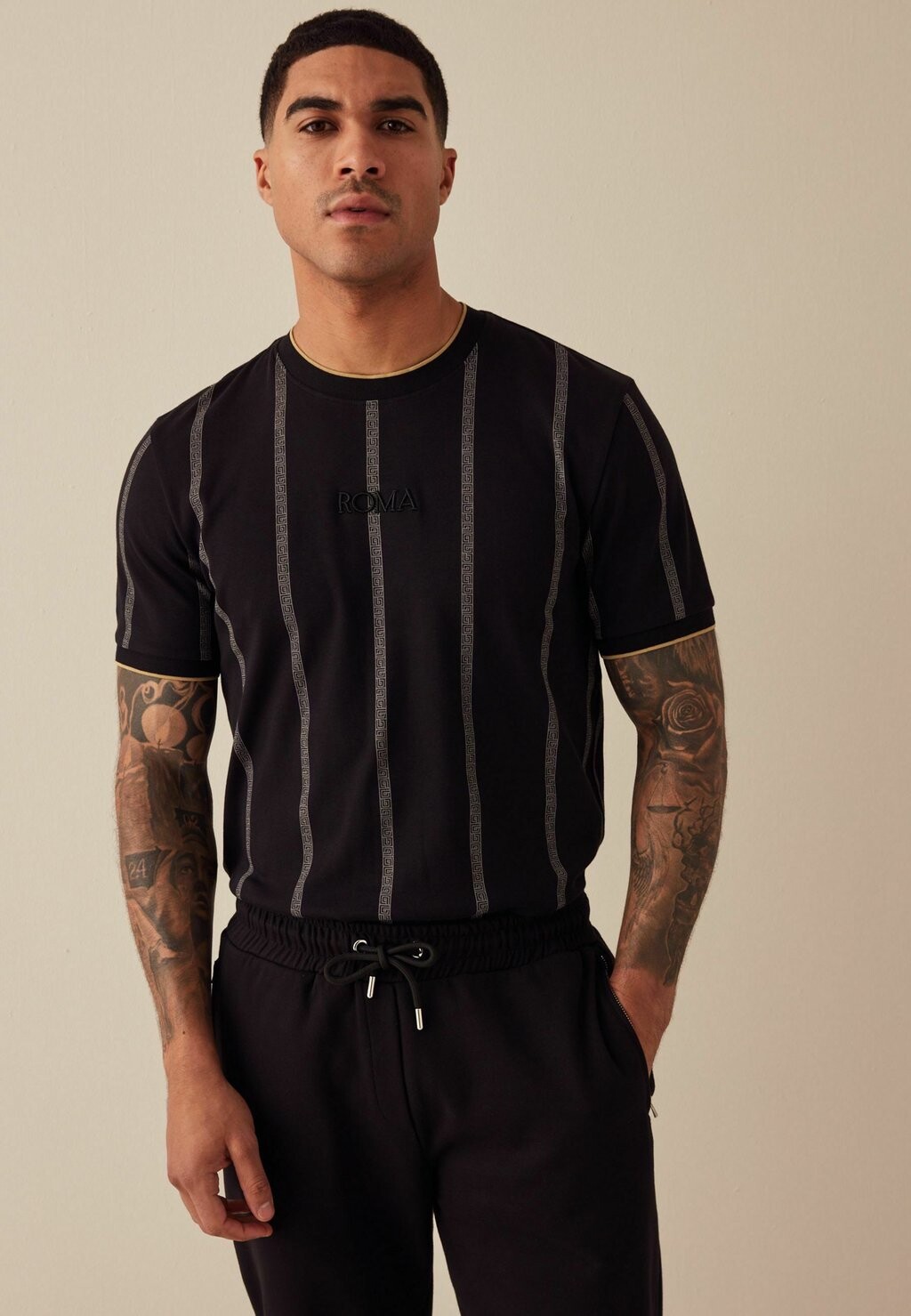 

Футболка с принтом VERTICAL STRIPE-REGULAR FIT Next, черный