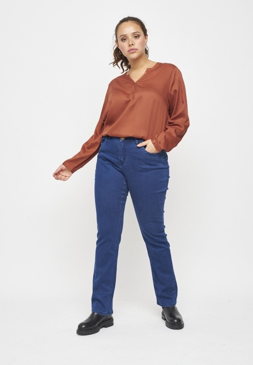 

Джинсы Slim fit ADIA