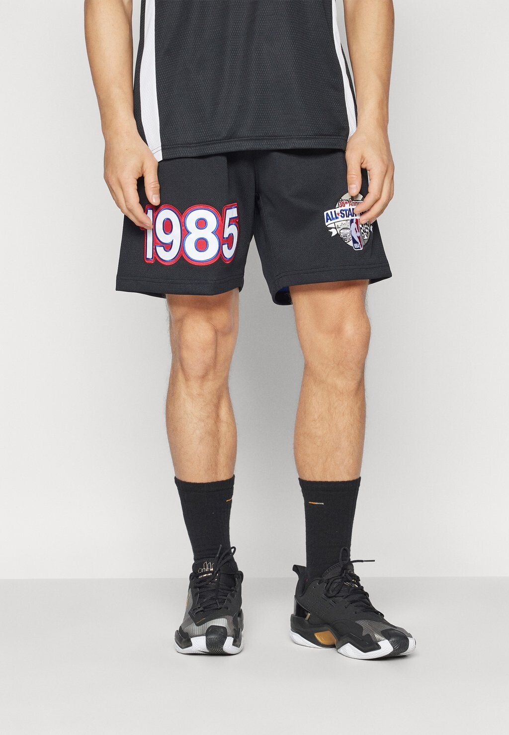 

Спортивные шорты NBA ALL STAR TEAM FASHION SHORTS VINTAGE LOGO 1985 Mitchell & Ness, цвет black