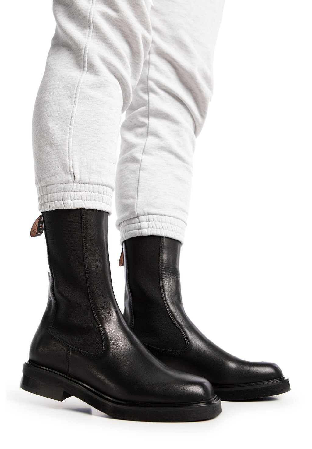 

Ботильоны CHARLES FOOTWEAR