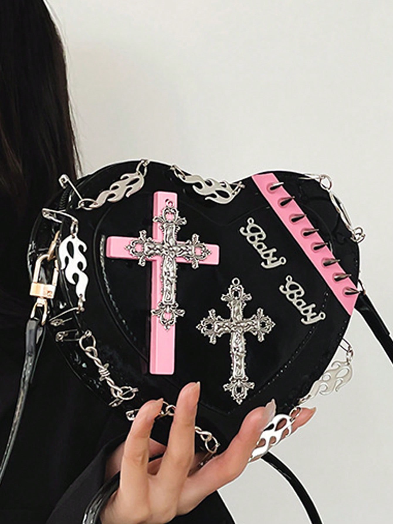 Стиль фанк-панк Сумки-сумки с заклепками в форме сердца в стиле Y2K, черный