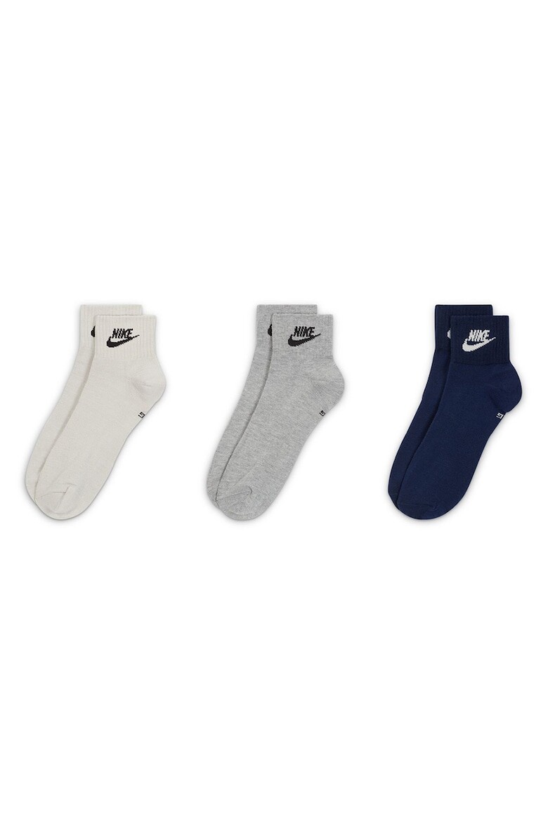 

Носки с логотипом Essential — 3 пары Nike, серый