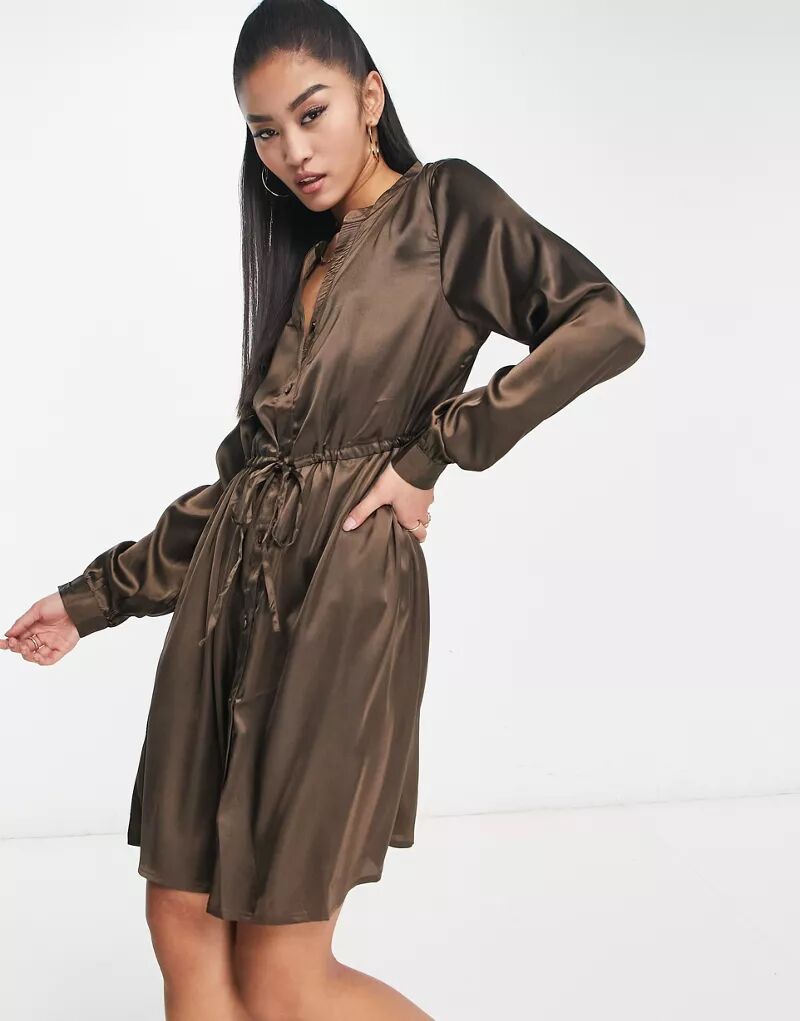 Атласное платье шоколадно-коричневого цвета JDY Klara блейзер оверсайз шоколадно коричневого цвета jdy