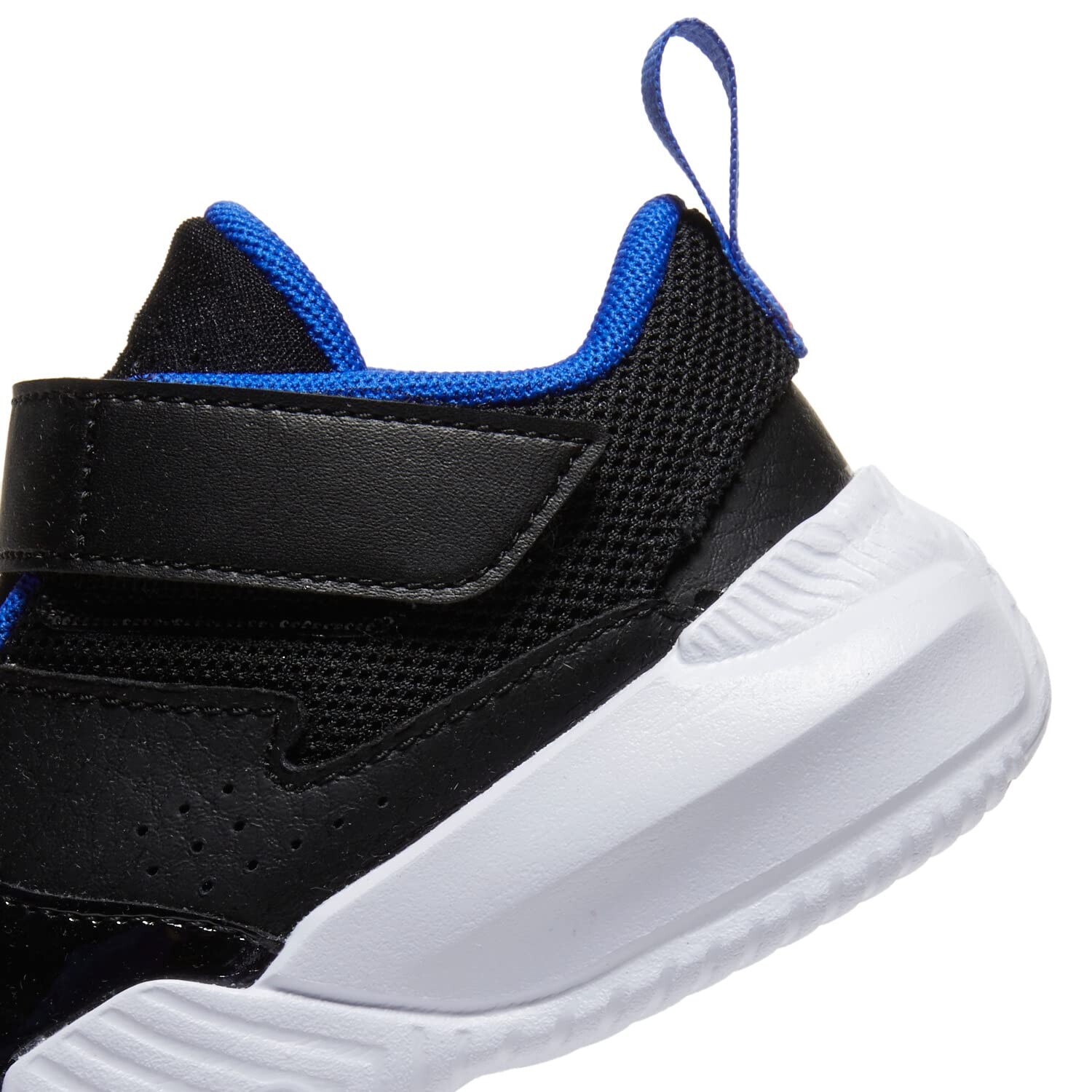 

Кроссовки Jordan Kids Stay Loyal 2 (Infant/Toddler)