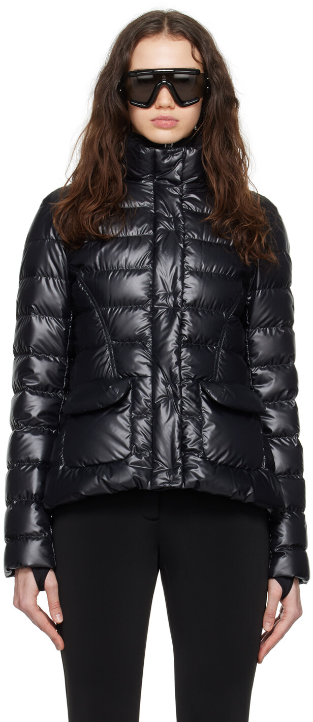 

Черный пуховик Mirabelle Moncler
