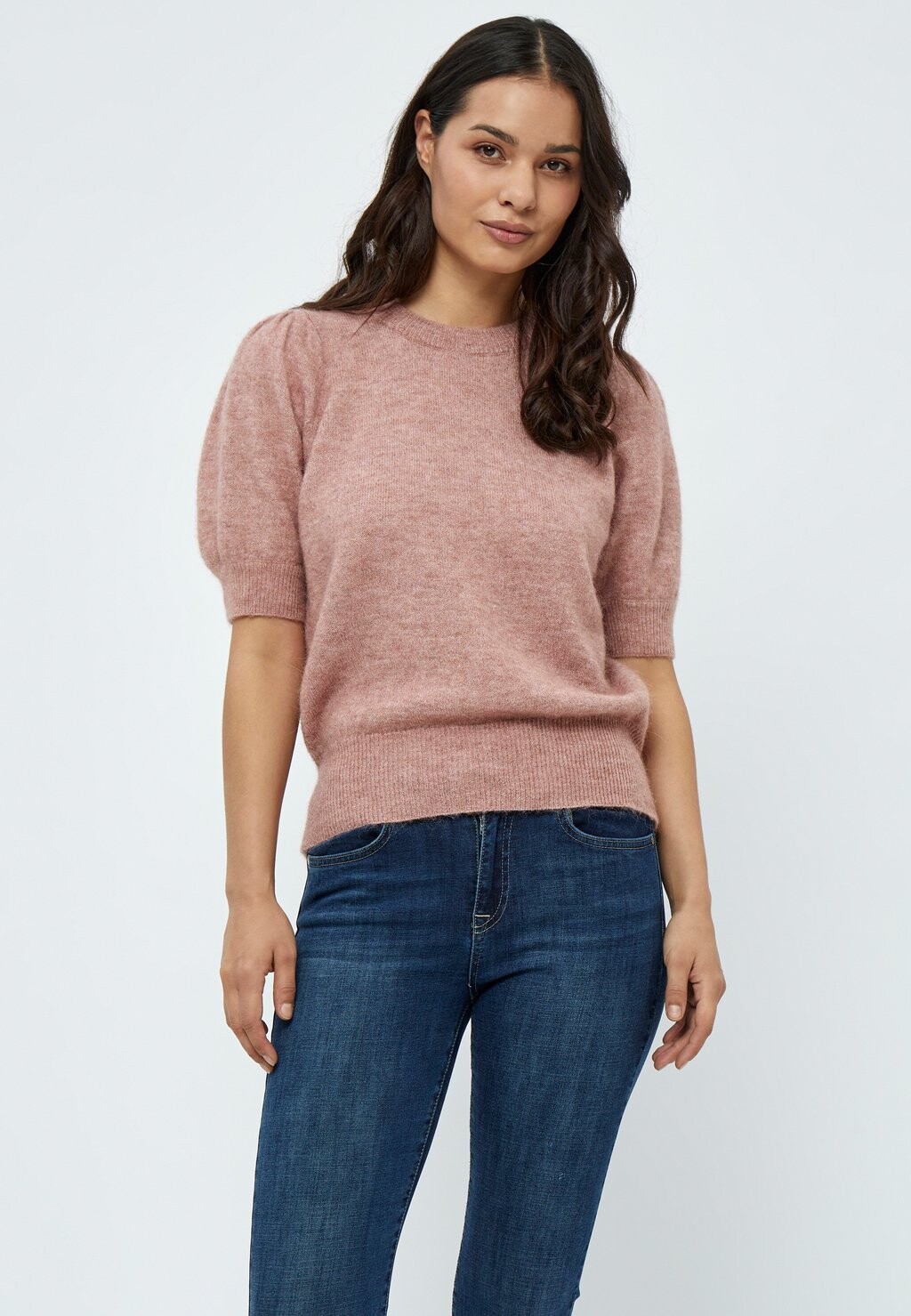 

Футболка с принтом MIDITTA KNIT TEE Minus, фуксия пестрая