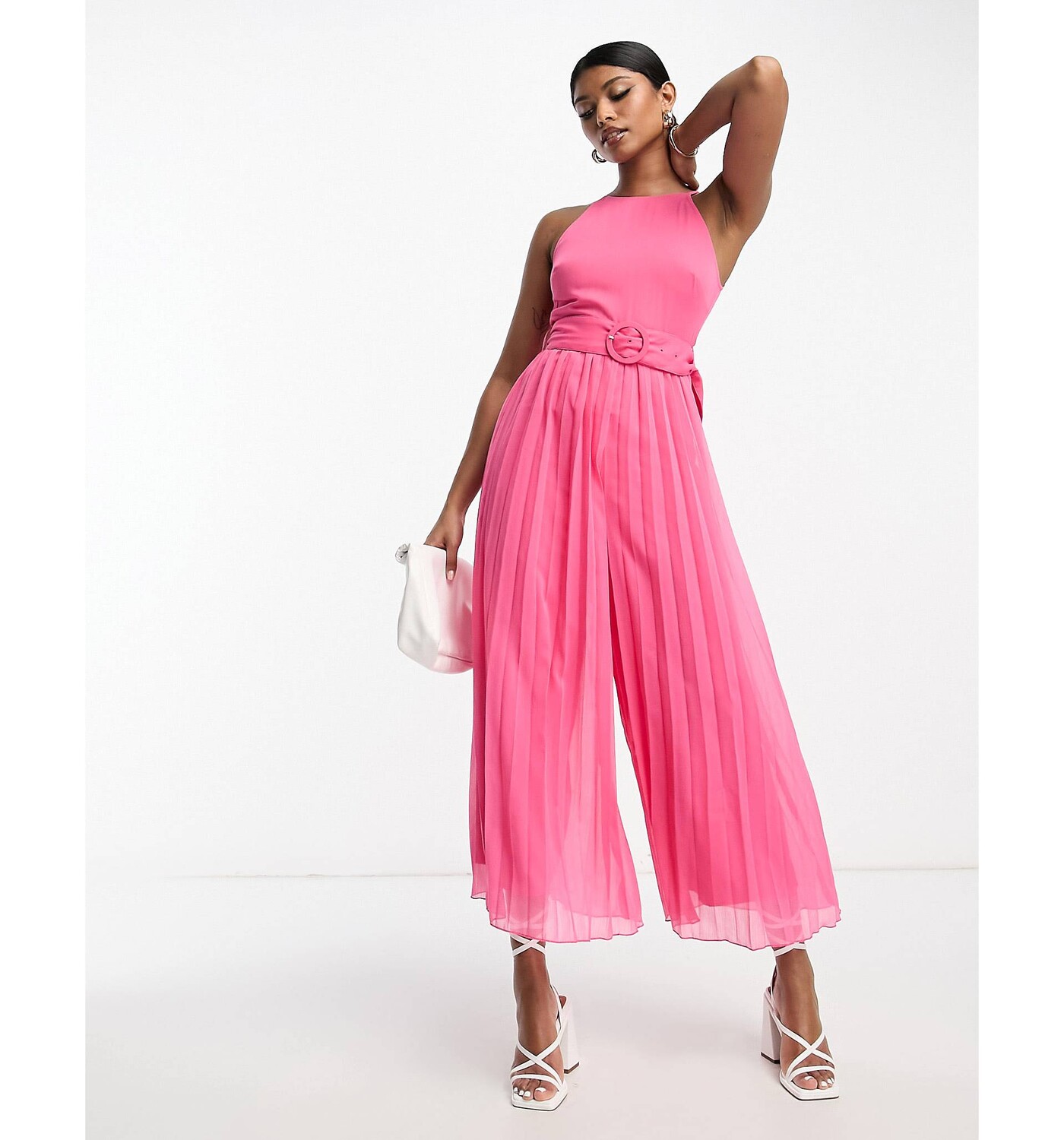 

Розовый плиссированный комбинезон с поясом ASOS DESIGN