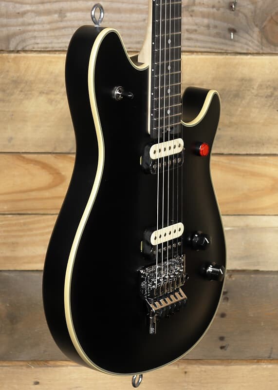 

Электрогитара EVH MIJ Series EVH Signature Wolfgang Electric Guitar Stealth Black w/ Case