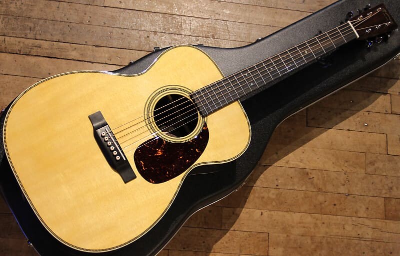 

Мартин 00-28 Martin Standard Series 00-28