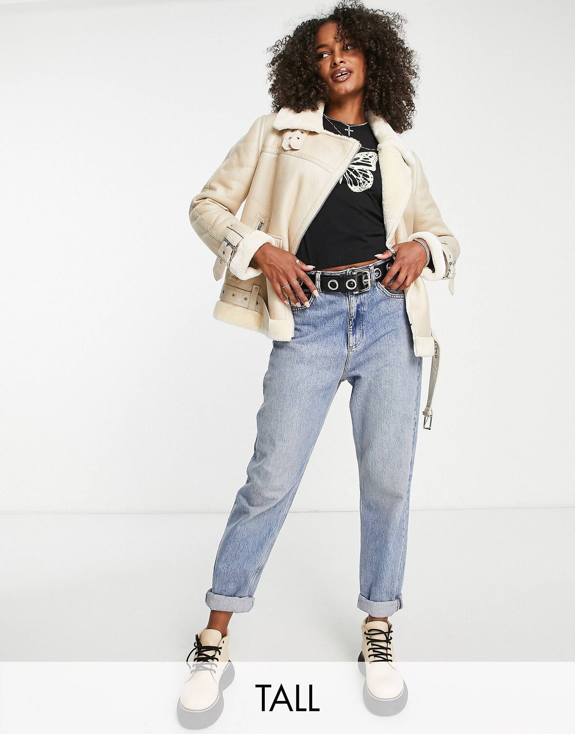 

Светло-коричневая байкерская куртка из искусственной овчины Topshop Tall