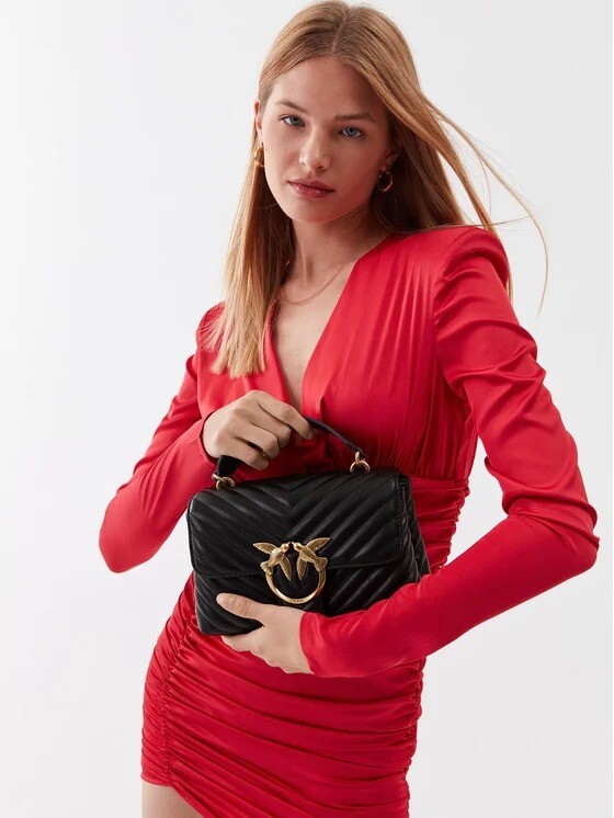 

Сумка CLASSIC LADY LOVE BAG PUFF CHEVRON Pinko, черный