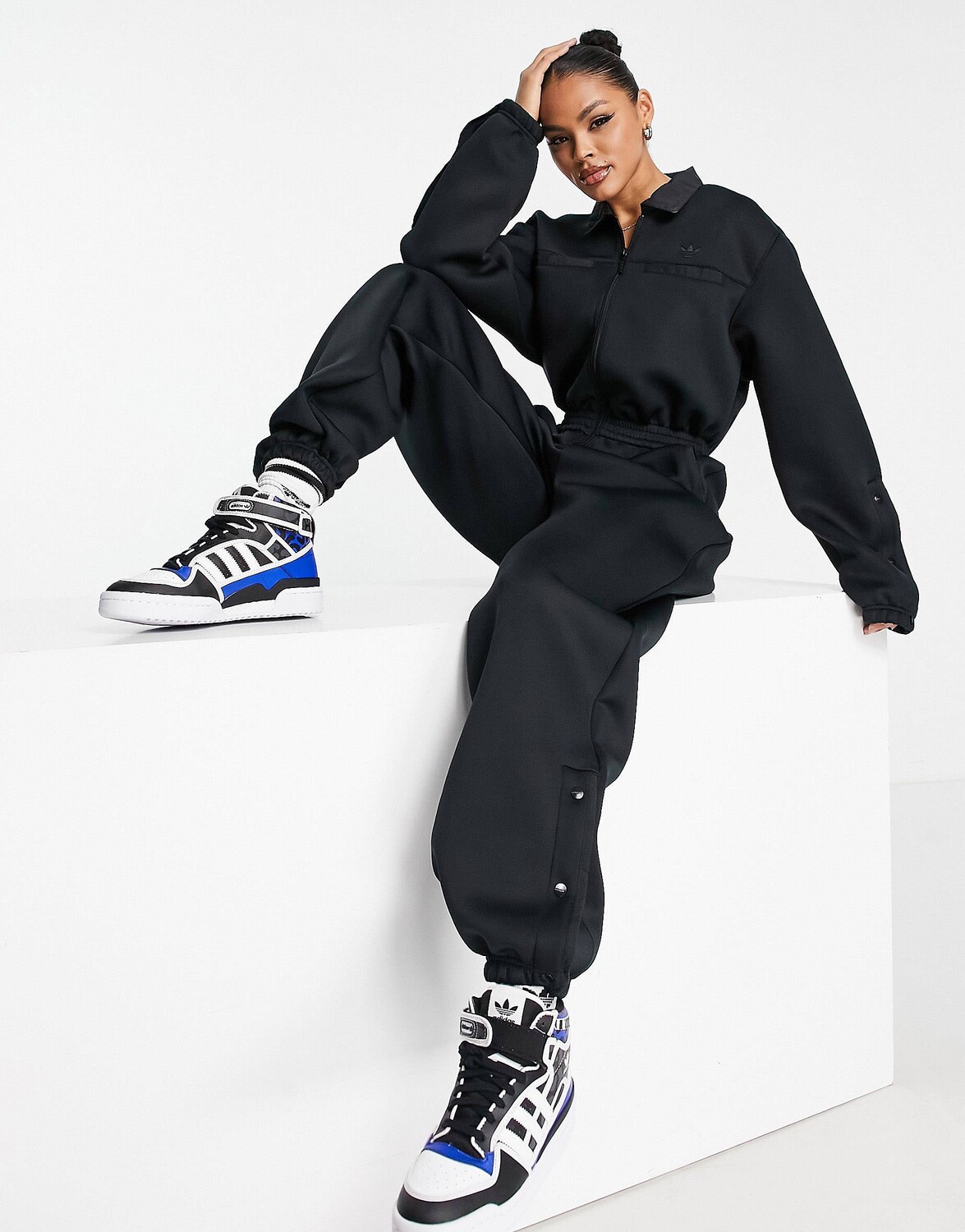 

Черный комбинезон с воротником-трубой adidas Originals Mountain Explorer