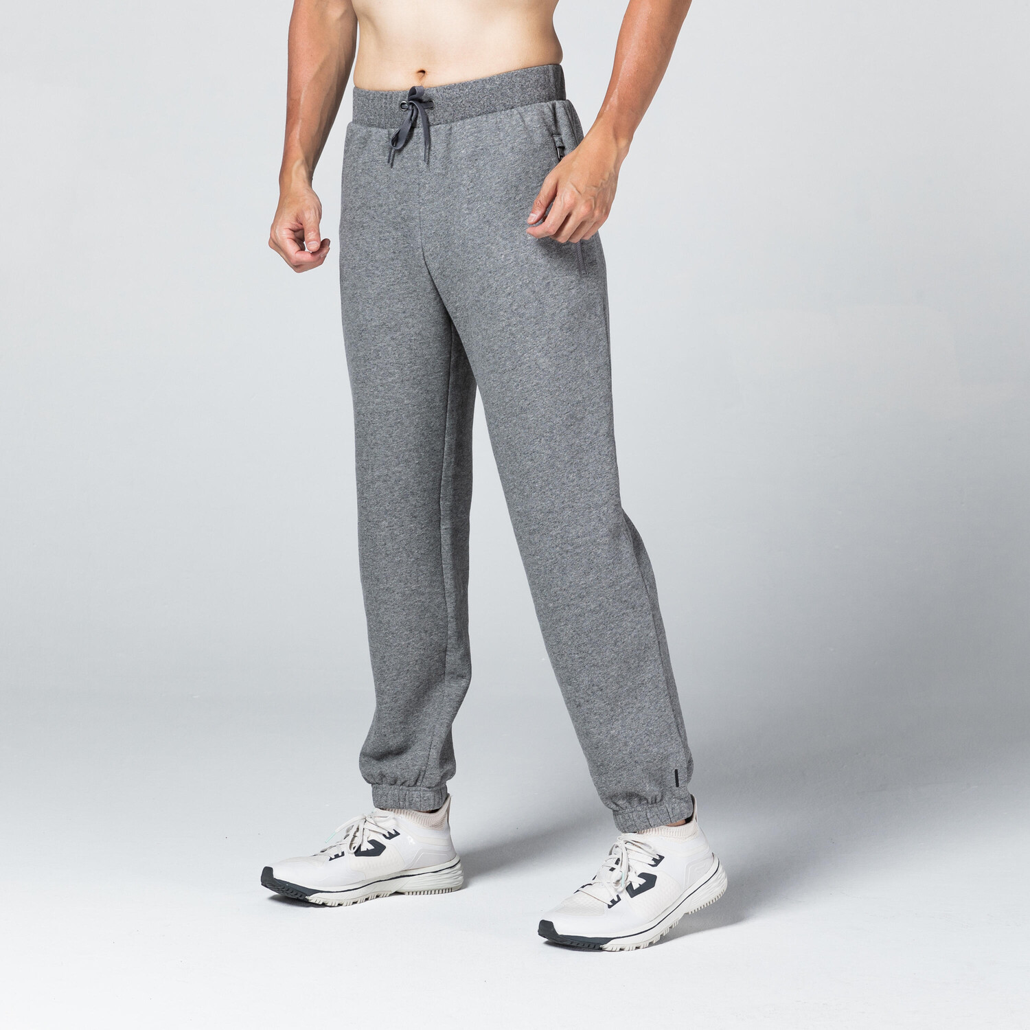 

Спортивные штаны мужские Fitness Regular - 500 серый DOMYOS, серо-голубой