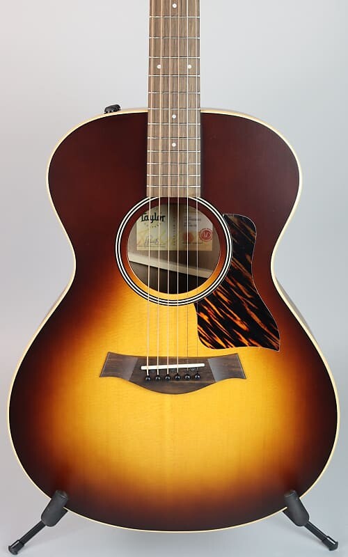 

Тейлор Американ Дрим AD12e Санберст Taylor American Dream AD12e