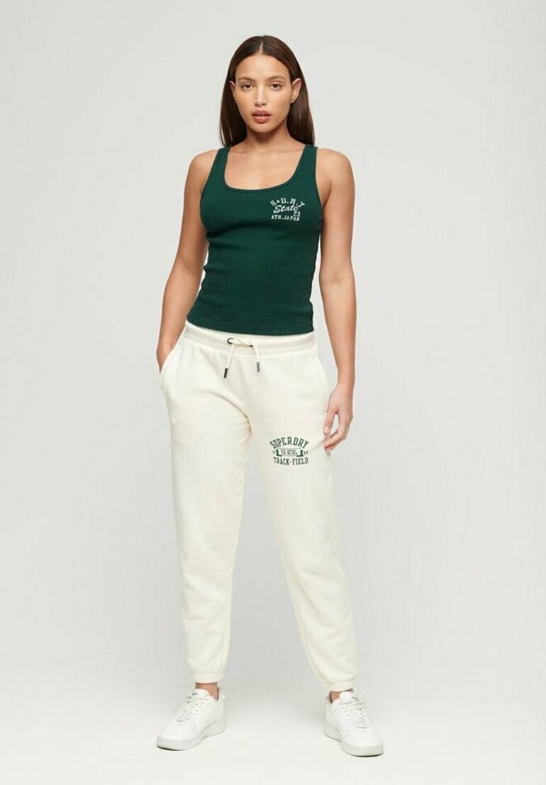 

Верх ATHLETIC ESSENTIAL Superdry, темно-сосновый зеленый