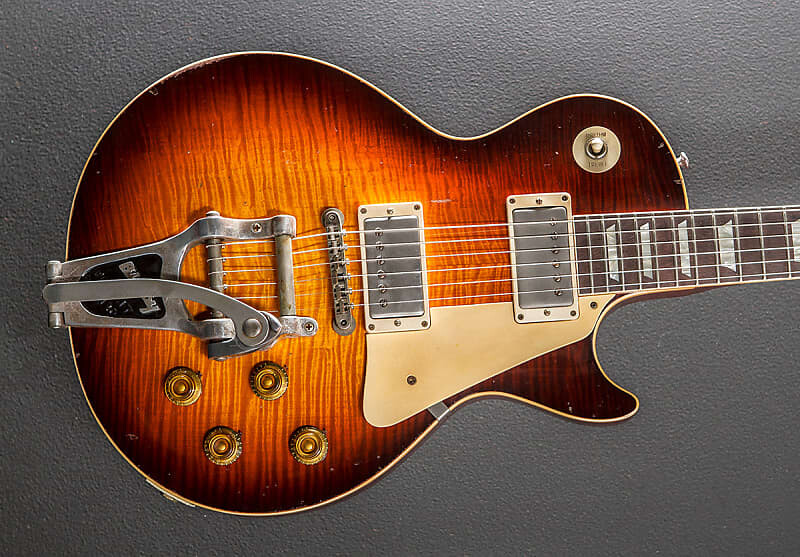 

Электрогитара Gibson Custom Shop 1959 Les Paul Standard Reissue Limited Edition Murphy Lab Aged w/Brazilian Rosewood - Tom's Tri-Burst