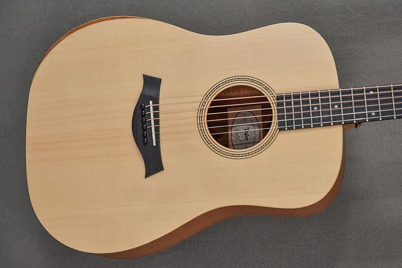 

Академия 10 Taylor