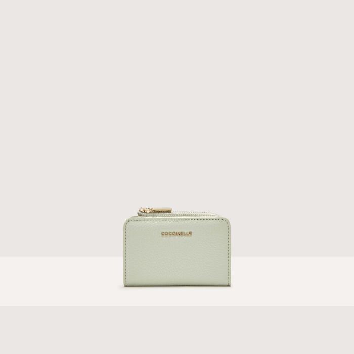 

Визитница из зернистой кожи Coccinelle METALLIC SOFT, зеленый