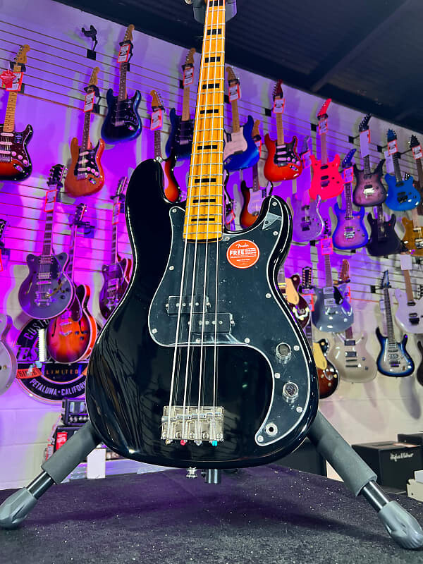 

Гитара Squier Classic Vibe '70s Precision Bass, чёрный